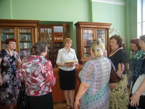 К библиотекарям Кронштадта приехали в гости коллеги из Гатчины