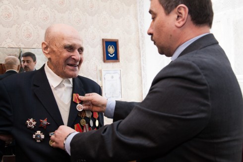 Ветерана Великой Отечественной Войны поздравили с наступающим Праздником Победы!