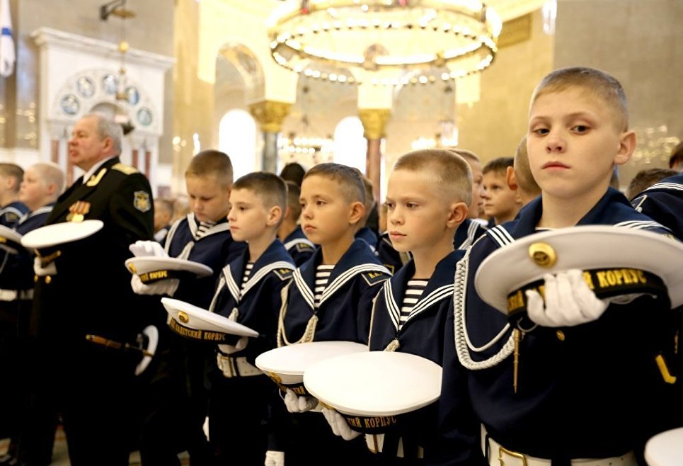 Кронштадт школьники. Морской кадетский корпус в Кронштадте. Кадеты Кронштадтского кадетского корпуса. Морское кадетское училище в Кронштадте.